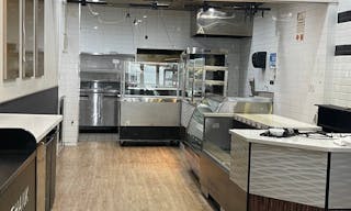 Modern Midtown Restaurant and Bar - Image 0