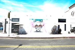 Charming Paris & NYC style cafe - Image 6