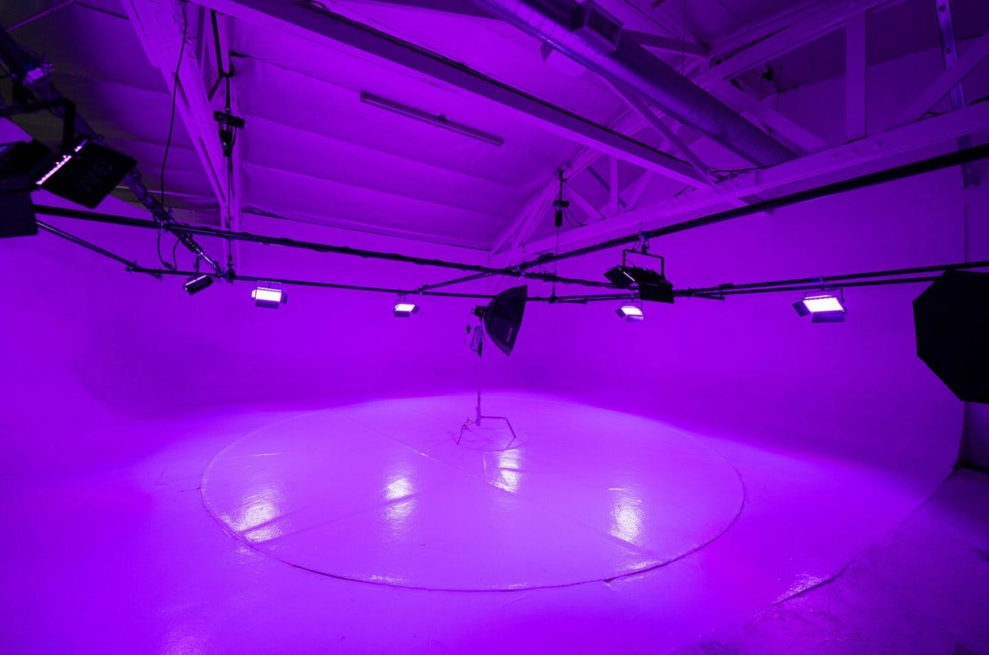 Olympic 3 Car Photography Studio in Los Angeles