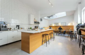 Office space  RUE DU FAUBOURG DU TEMPLE - Image 13