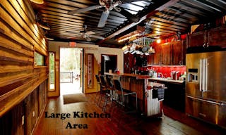 Epic Creative Co-Op - Woodlands Photo Studios - Image 9