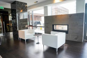 Studio in Rosslyn, VA - Image 1