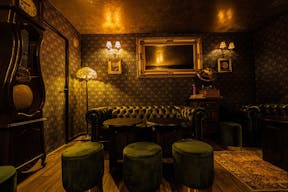 Retour dans le temps dans un magnifique Bar priv� - Image 14