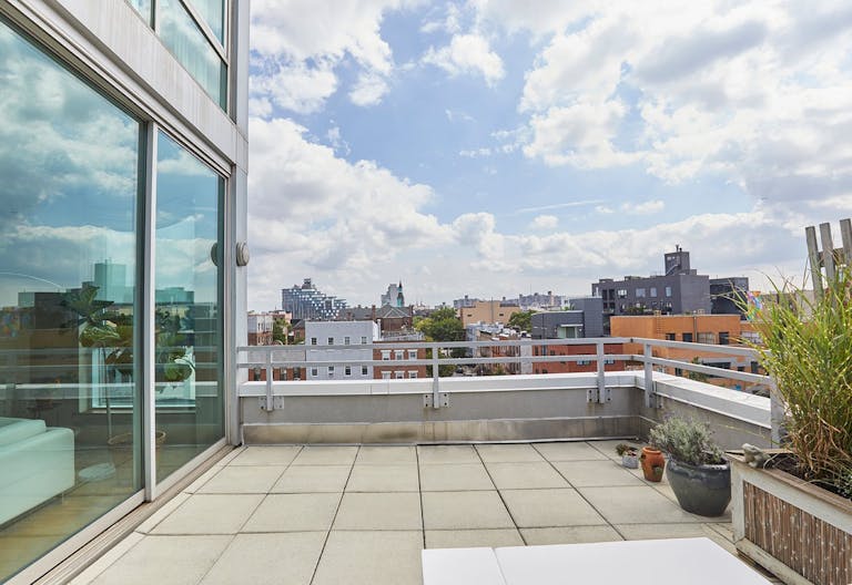 Bright Williamsburg Duplex Penthouse - Image 4