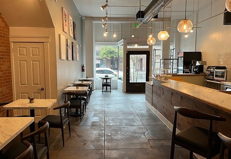 Old Town Pasadena Modern Industrial Eatery & Wine Bar - Image 4