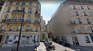 Corner Boutique in Rivoli - Image 1