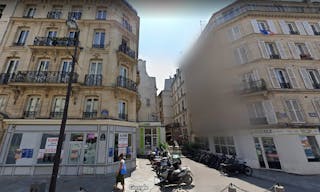 Corner Boutique in Rivoli - Image 1