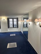 Pop-up store angle en plein coeur du Marais - Image 9