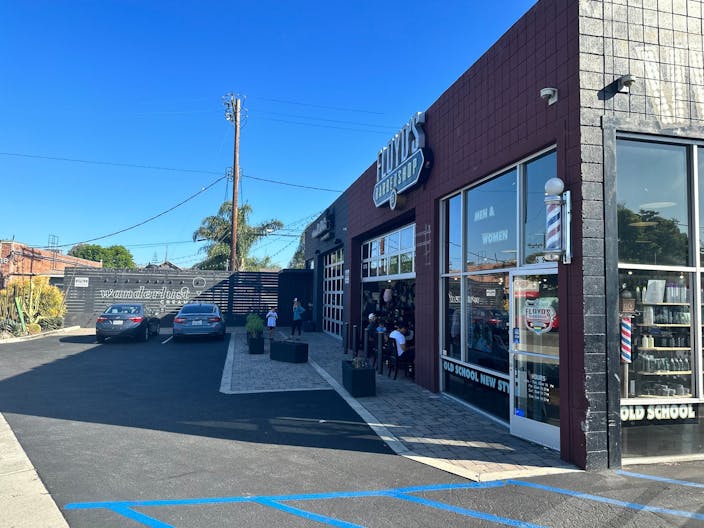 Venice - LA - Lincoln Blvd. Prime, heavy traffic retail shop - Image 1