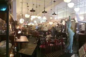 Retail venue on Bowery - Image 9