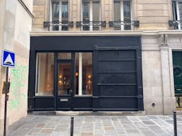 Boutique/Galerie Saint Germain - Image 1