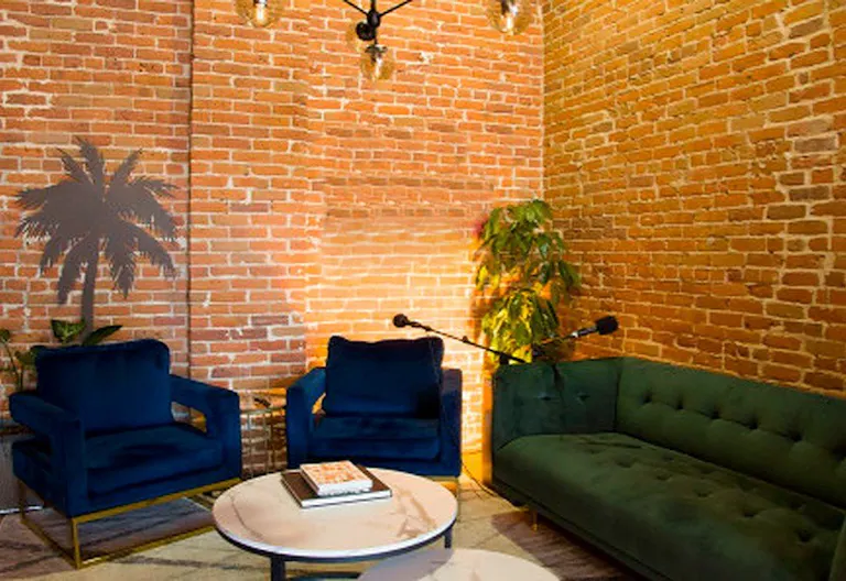 Professional, sleek & versatile RiNo-based meeting space in a great location! - Image 3