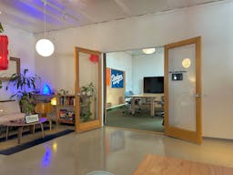 Conference Room for 6-8! - Image 5