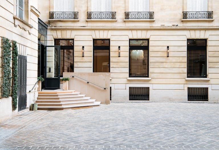 Arcane Palace / Espace de réception moderne et élégant - Image 2