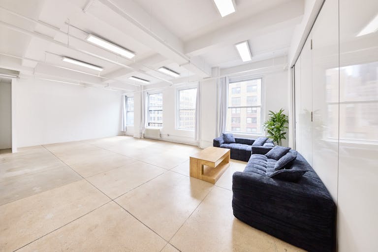 16A Event & Meeting rental space NYC Midtown  - Image 2