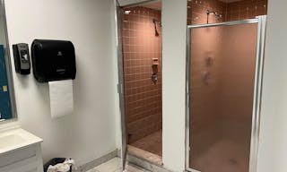 24/7 Private Gym Space w/Showers in Center City - Image 4