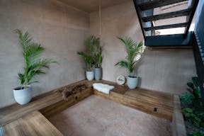 Concrete Oasis: A Villa Retreat with Poolside Serenity - Image 20