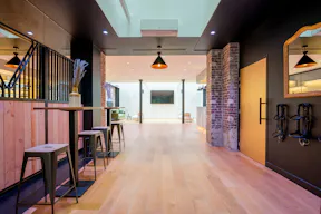 Loft – Equiria Showroom - Image 12