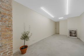 Galerie 62 M - Image 0