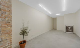 Galerie 62 M - Image 0