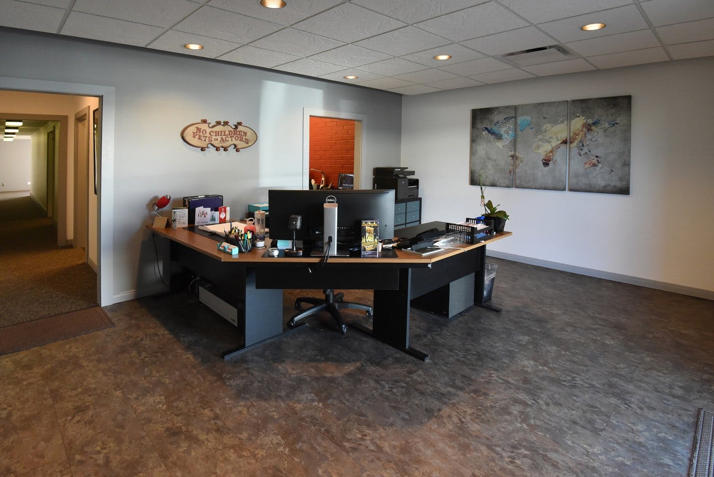 Large Industrial Creative Space on Melrose Avenue