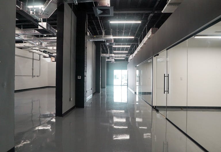 Luxury Art Basel Space in the Heart of Miami - ideal for event, office, retail, or showroom - Image 3