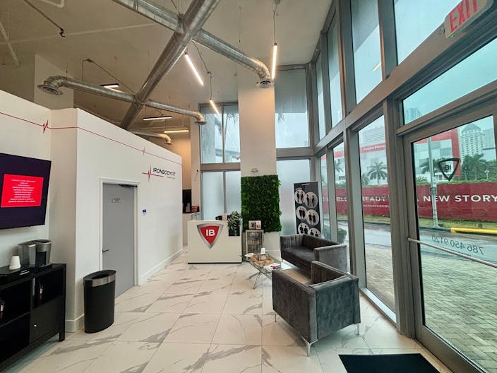 Retail Space in High Footfall Fitness Studio - Image 1