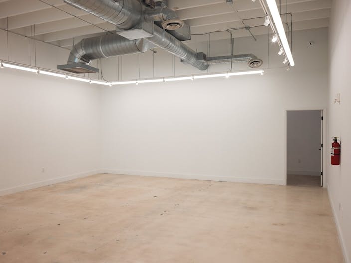 Wynwood Pop-Up Gallery - Image 4