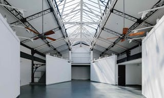 Industrial Style Space in Lively Bastille - Image 3
