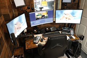 Bohemian Podcast Studio (Fully Equipped) - Image 7