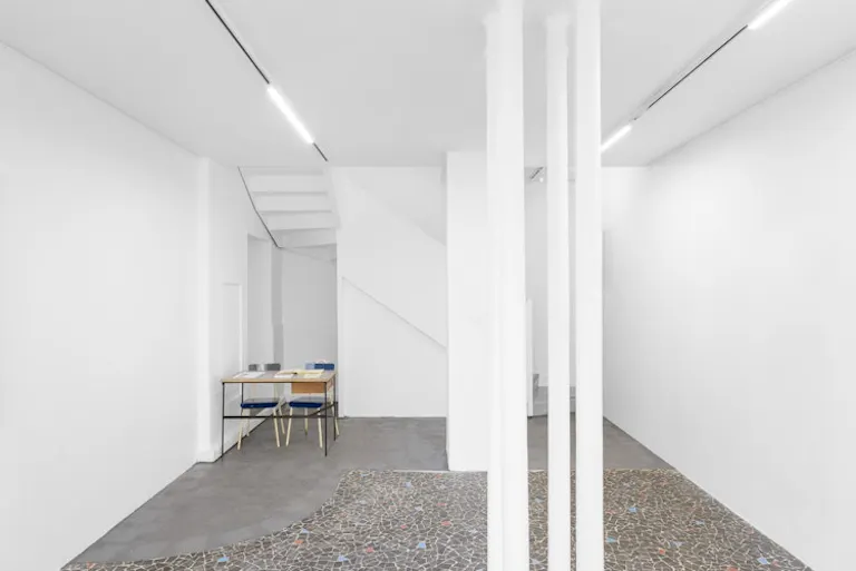 Showroom en plein coeur de Paris  - Image 1