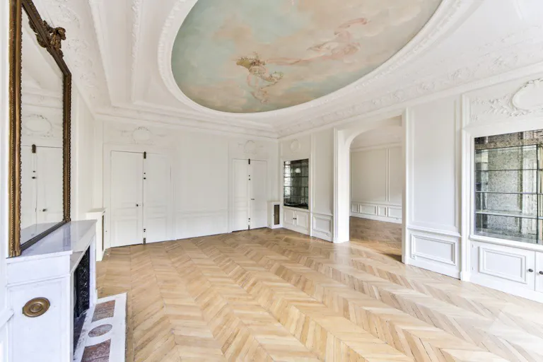 Gorgeous Space Near Monceau Park - Image 1