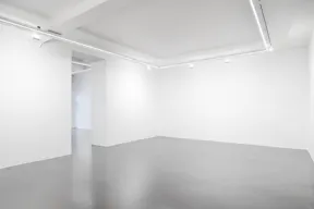 Bright Gallery in Le Marais  - Image 9