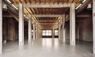 Propellers Showroom - Image 0