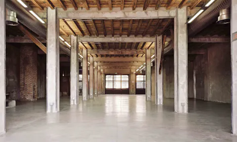 Propellers Showroom - Image 0