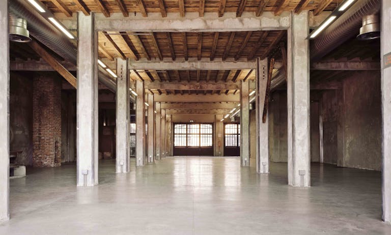 Propellers Showroom - Image 0