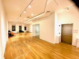 ** SPACIOUS SOHO OFFICE / EVENT SPACE, Move-In Ready ** 4th Floor. - Image 7