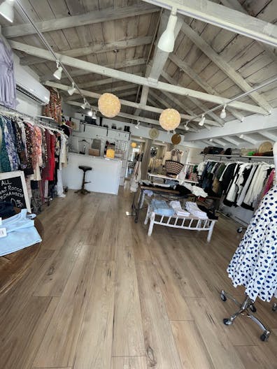 L.A. Boutique Bungalow Bohemian Storefront - Image 2