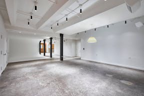 Flexible Showroom in East Village - Image 26