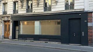 Loft industriel avec verrière zénithale - Image 14