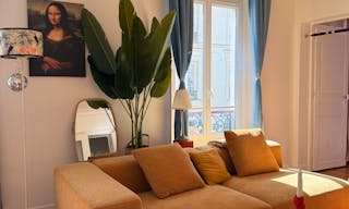 Bright Haussmann Apartment in Paris – Ideal Location for Photo or Video Shoot - Image 3