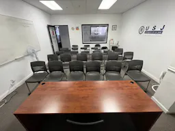 Spacious , quiet and clean room 124 at University of San Jose - Image 16