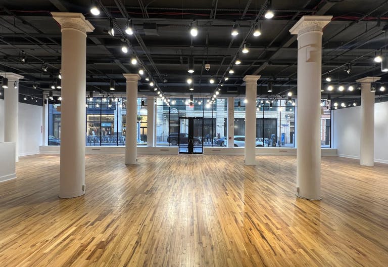 7000 SQ FT FLATIRON Beautiful Space - IDEAL FOR SHOWROOM / FASHION SHOW / POP UP / PRIVATE EVENT - Image 0