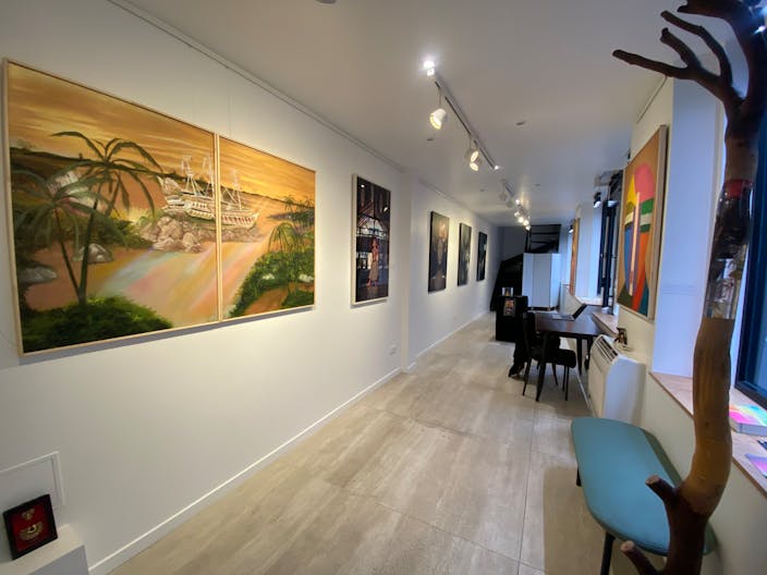 Galerie d'art dans avec grande salle dans Le Marais - Image 4
