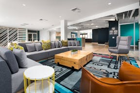 Contemporary Venue - Image 5