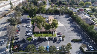 acant Restaurant available in excellent location - Image 4