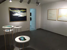 Stylish Pop Up Boutique in Paris - Image 4