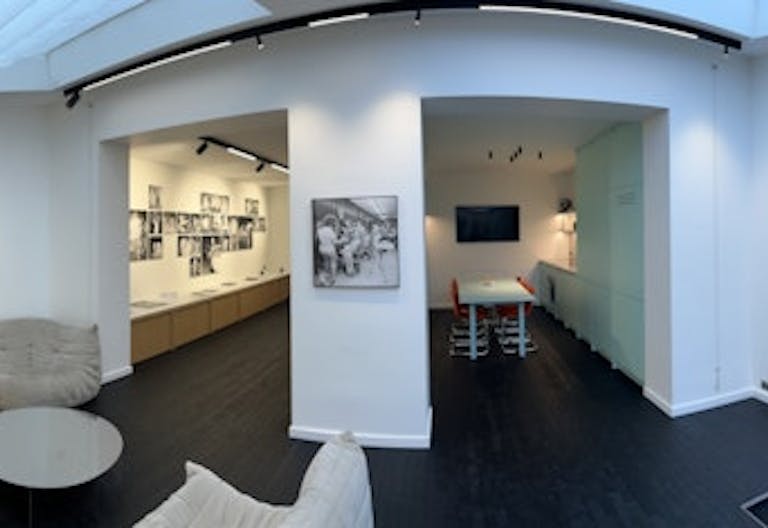 Rue du temple Showroom - Image 3