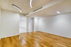 Unique Space near Parc Monceau - Image 6