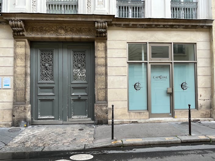 Opportunité Exceptionnelle pour Votre Showroom à Paris - Image 0